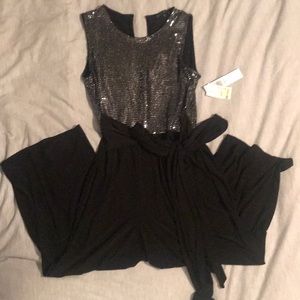 Formal Pant Suit Size Large NWT